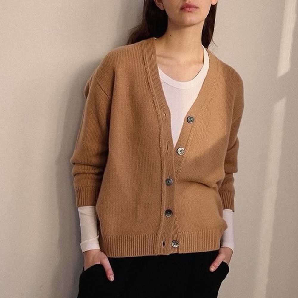 Demylee V-Neck Cashmere Cardigan SMALL DEMYLEE SIGNATURE CASHMERE cardigan knit